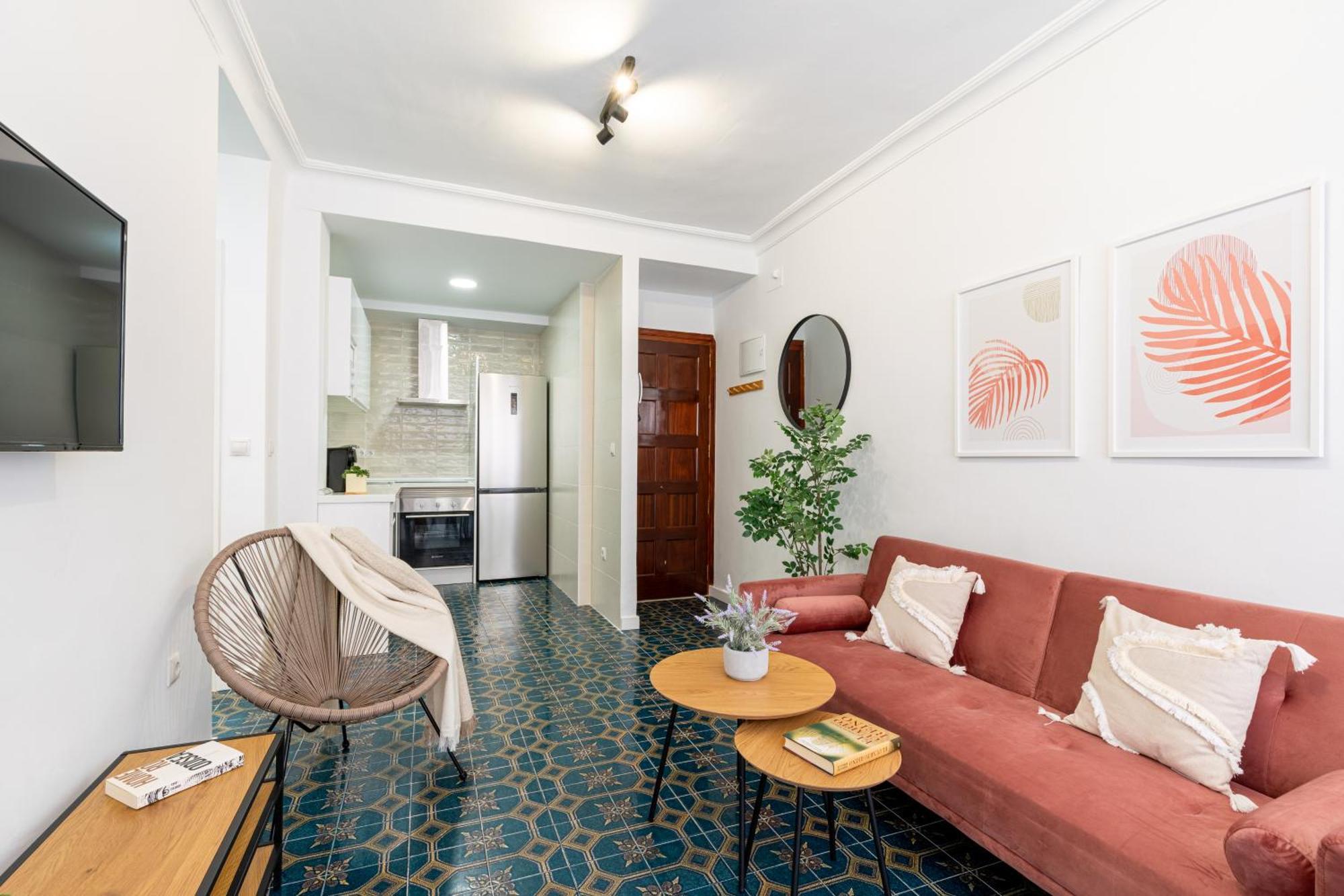 Piso Elegante Y Nuevo De 3 Habitaciones Y 2 Banos 세비야 외부 사진