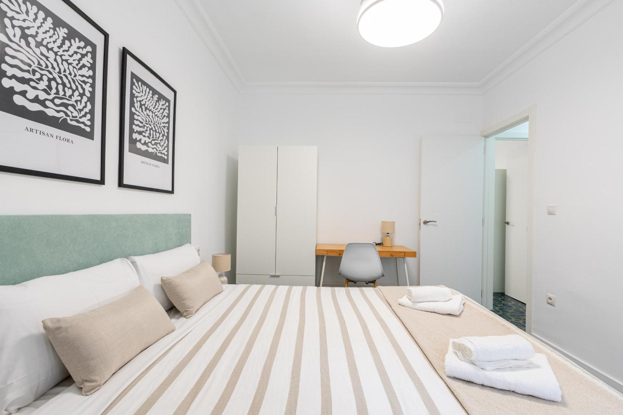 Piso Elegante Y Nuevo De 3 Habitaciones Y 2 Banos 세비야 외부 사진