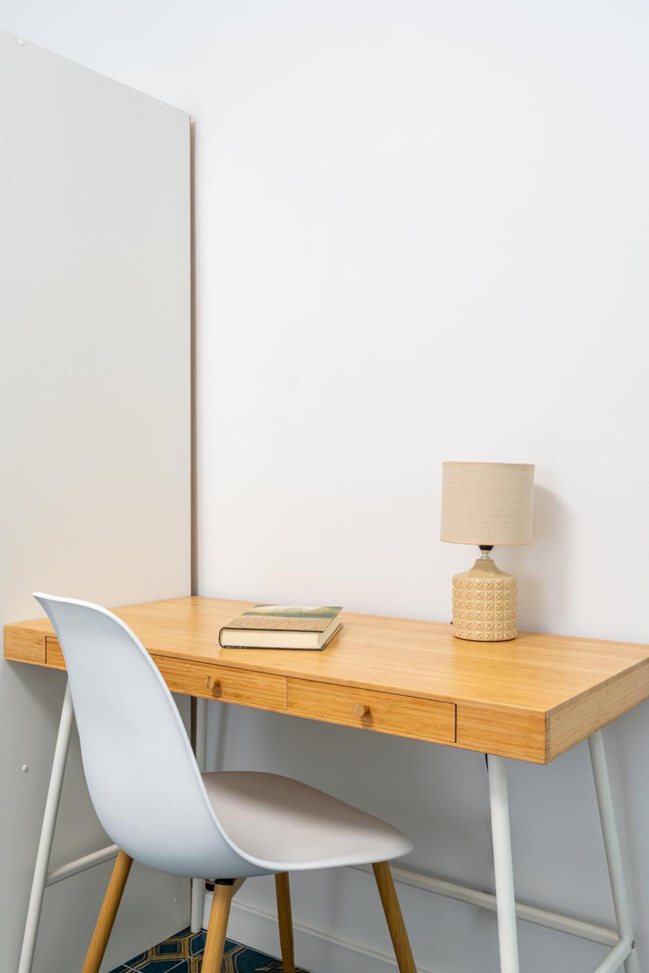 Piso Elegante Y Nuevo De 3 Habitaciones Y 2 Banos 세비야 외부 사진